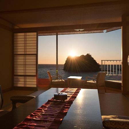 Umibenokakureyu Seiryu Hotell Nishiizu Exteriör bild