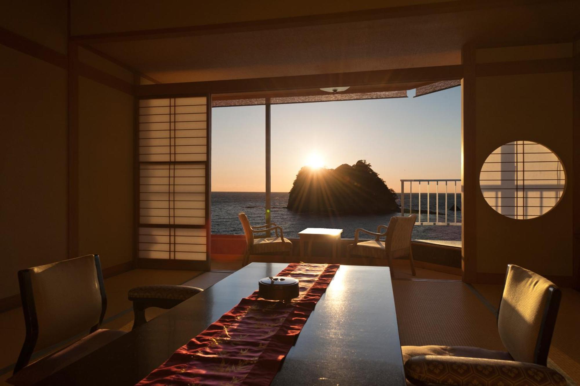 Umibenokakureyu Seiryu Hotell Nishiizu Exteriör bild