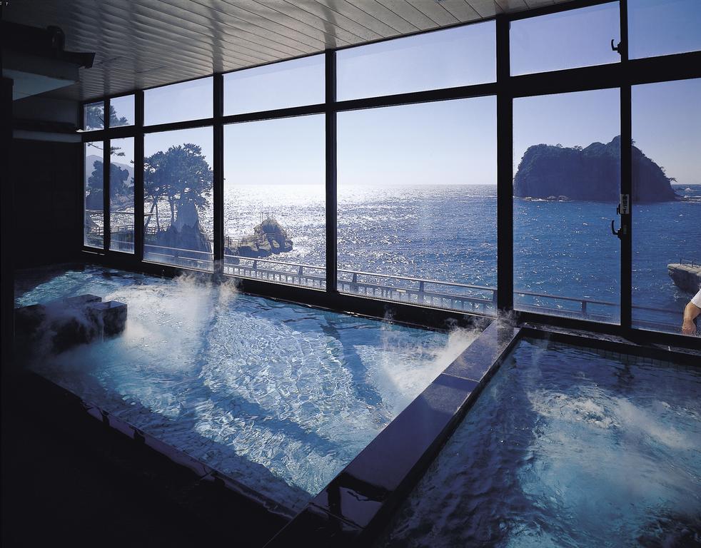 Umibenokakureyu Seiryu Hotell Nishiizu Exteriör bild