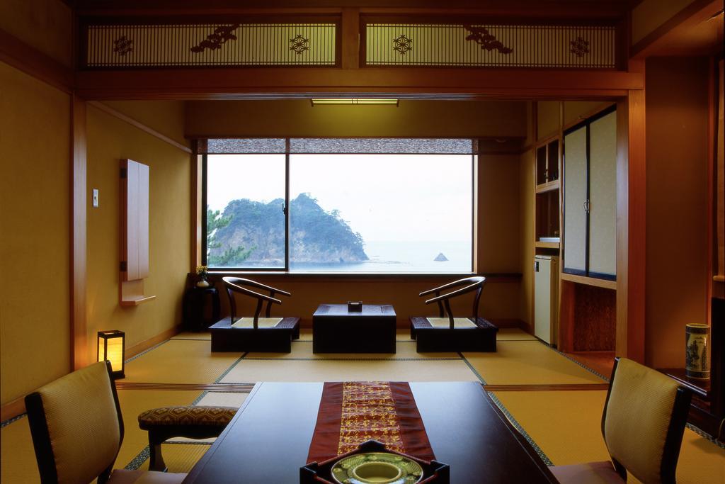 Umibenokakureyu Seiryu Hotell Nishiizu Exteriör bild